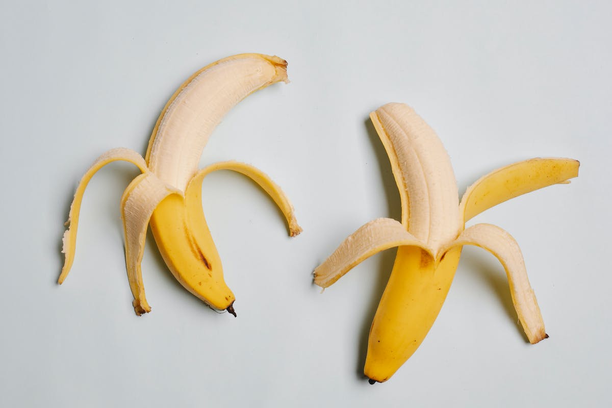 Káliumban és más tápanyagokban gazdag banán. Természetes és hatékony módszerek a kálium szintjének fokozására